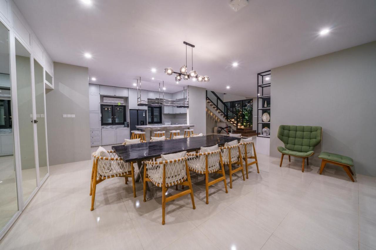 Villa Okenada - Modern 5-Bedroom Pool Villa In Berawa! تْشانغو المظهر الخارجي الصورة