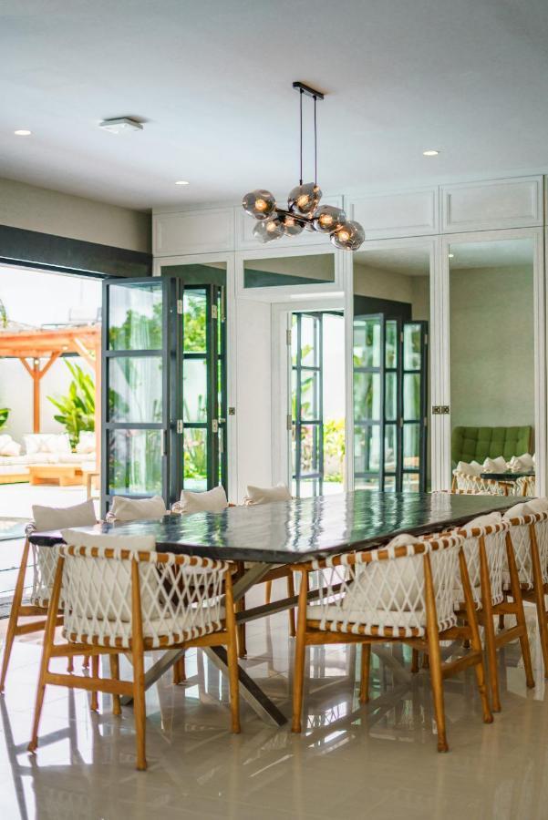 Villa Okenada - Modern 5-Bedroom Pool Villa In Berawa! تْشانغو المظهر الخارجي الصورة