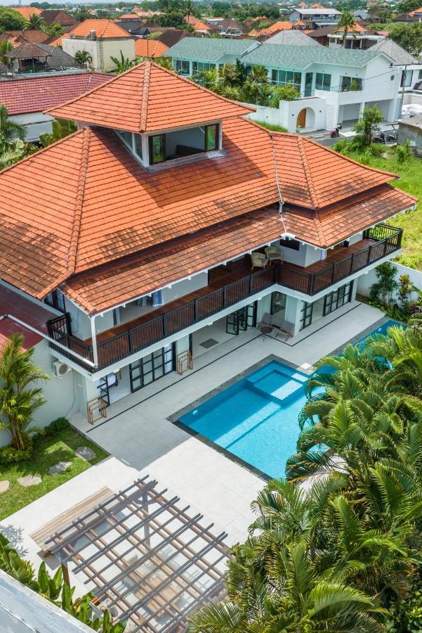 Villa Okenada - Modern 5-Bedroom Pool Villa In Berawa! تْشانغو المظهر الخارجي الصورة